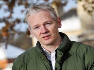 Η Σουηδία διαψεύδει ότι προτίθεται να εκδόσει τον Ασάνζ στις ΗΠΑ